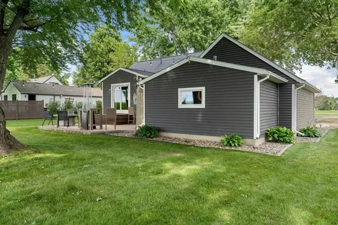 24067 540th Avenue Austin MN 55912