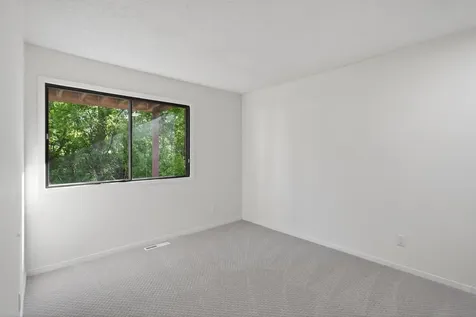 14302 Fairway Drive Eden Prairie MN 55344
