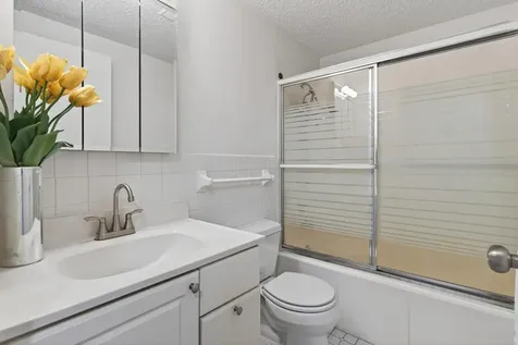14302 Fairway Drive Eden Prairie MN 55344