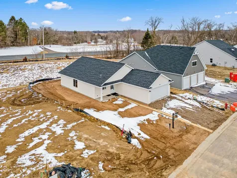 31706 Madison Road Lindstrom MN 55045
