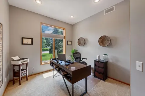 3947 Bailey Ridge Draw Woodbury MN 55125
