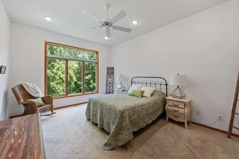 3947 Bailey Ridge Draw Woodbury MN 55125