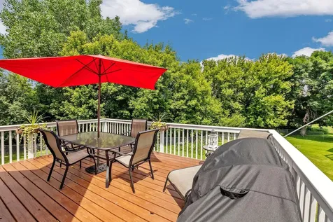 3947 Bailey Ridge Draw Woodbury MN 55125