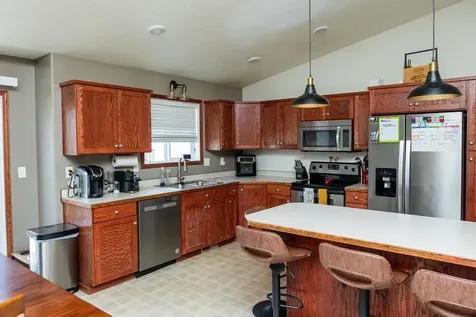 1028 39 Avenue W West Fargo ND 58078