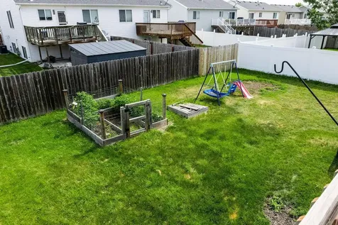 1028 39 Avenue W West Fargo ND 58078