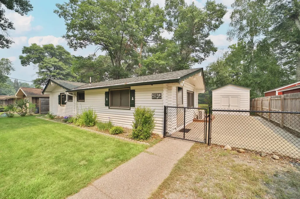 29872 Canary Lane Breezy Point MN 56472