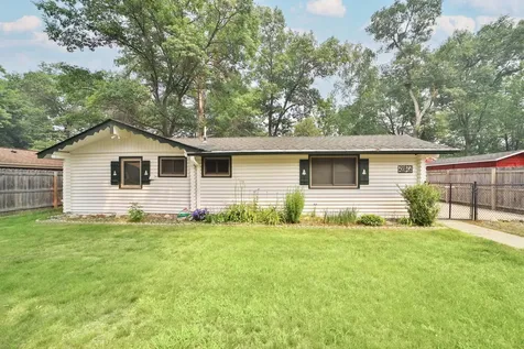 29872 Canary Lane Breezy Point MN 56472