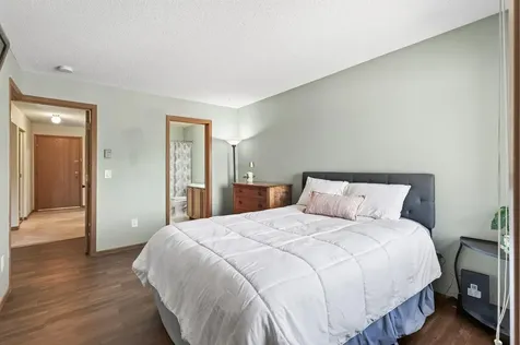 2150 Ridge Drive Saint Louis Park MN 55416