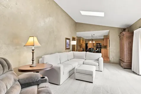 17654 W 67th Street Eden Prairie MN 55346