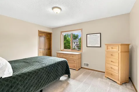 17654 W 67th Street Eden Prairie MN 55346