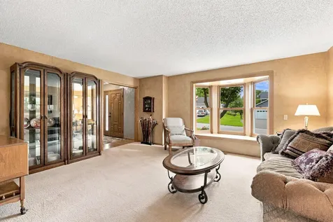 17654 W 67th Street Eden Prairie MN 55346
