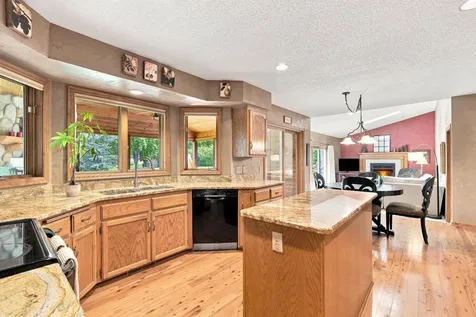 17654 W 67th Street Eden Prairie MN 55346