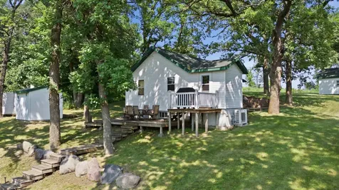 15588 E Munson Drive Detroit Lakes MN 56501