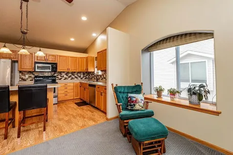 4291 39th Avenue S Fargo ND 58104