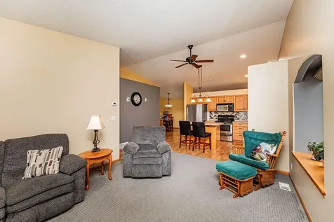 4291 39th Avenue S Fargo ND 58104