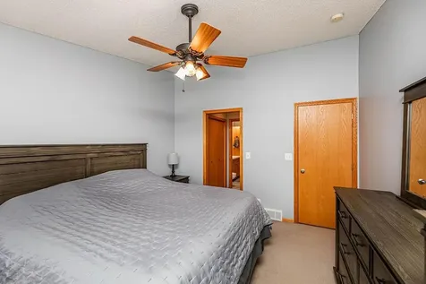 4291 39th Avenue S Fargo ND 58104