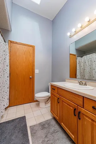 4291 39th Avenue S Fargo ND 58104