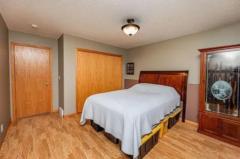 4291 39th Avenue S Fargo ND 58104