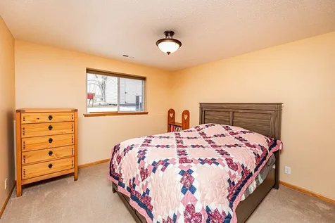 4291 39th Avenue S Fargo ND 58104