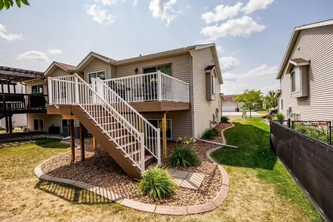 4291 39th Avenue S Fargo ND 58104