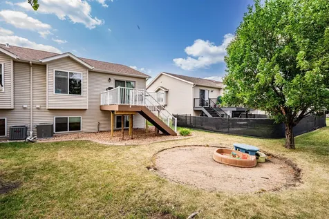 4291 39th Avenue S Fargo ND 58104