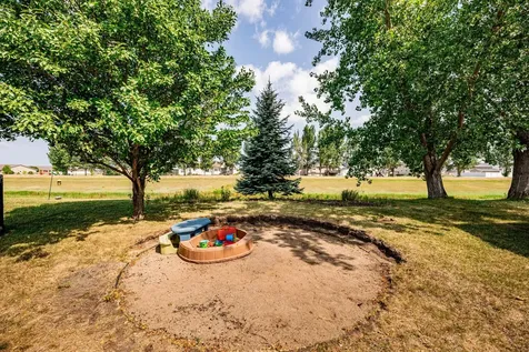 4291 39th Avenue S Fargo ND 58104
