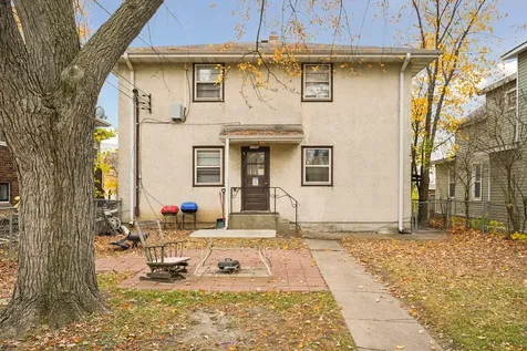 1695 7th Street E Saint Paul MN 55106