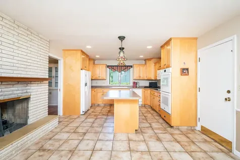 2474 W Country Club Drive S Fargo ND 58103