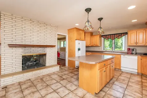 2474 W Country Club Drive S Fargo ND 58103