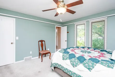2474 W Country Club Drive S Fargo ND 58103