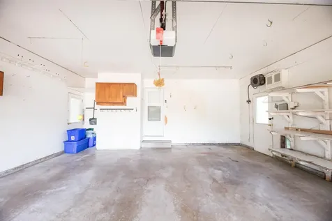 2474 W Country Club Drive S Fargo ND 58103