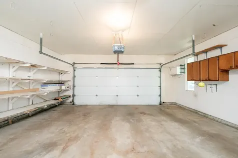 2474 W Country Club Drive S Fargo ND 58103