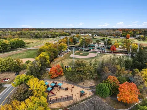 955 Greenlawn Avenue Delano MN 55328