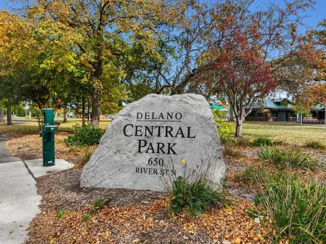 955 Greenlawn Avenue Delano MN 55328