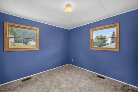 16 Carter Lane Silver Bay MN 55614