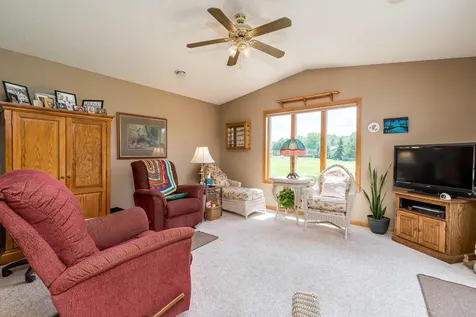 549 Oakwood Drive Janesville MN 56048