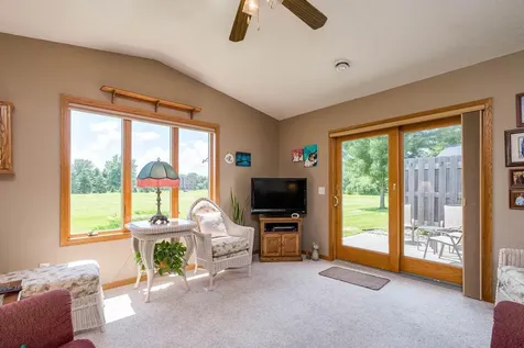 549 Oakwood Drive Janesville MN 56048