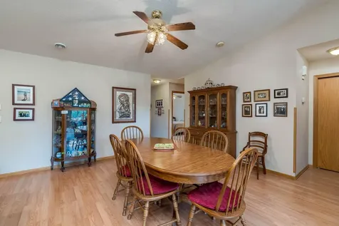 549 Oakwood Drive Janesville MN 56048