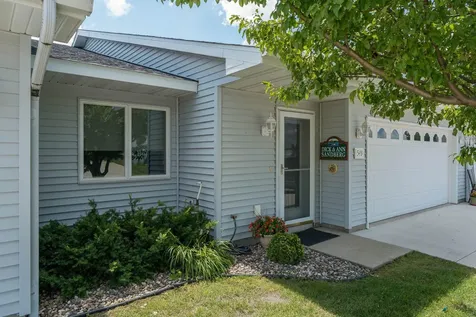 549 Oakwood Drive Janesville MN 56048