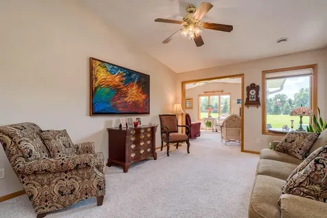 549 Oakwood Drive Janesville MN 56048