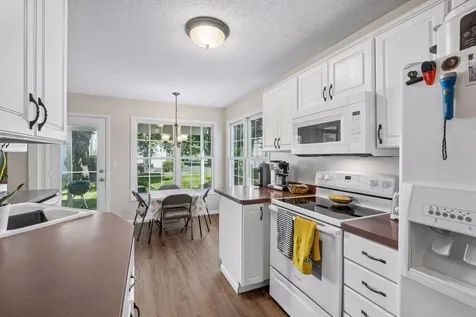 11081 Oregon Circle Bloomington MN 55438