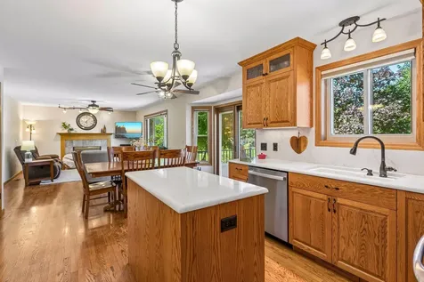 21071 Hyacinth Avenue Lakeville MN 55044