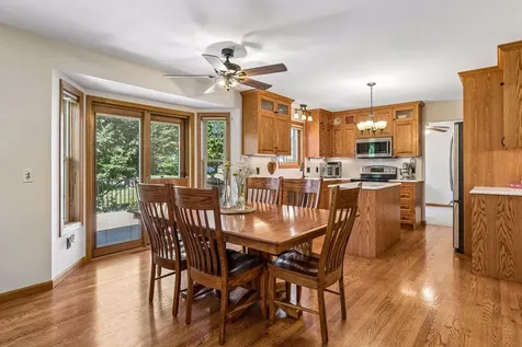 21071 Hyacinth Avenue Lakeville MN 55044