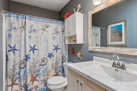 21071 Hyacinth Avenue Lakeville MN 55044