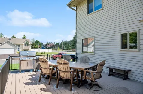 21071 Hyacinth Avenue Lakeville MN 55044