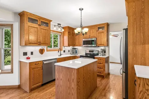 21071 Hyacinth Avenue Lakeville MN 55044