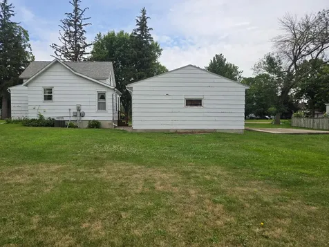 860 Basinger Memorial Drive Mountain Lake MN 56159