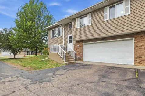 7610 157th Street W Apple Valley MN 55124