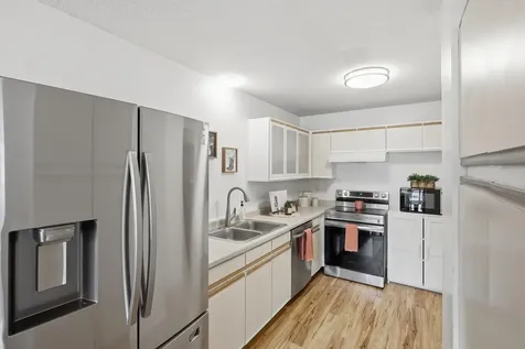 7610 157th Street W Apple Valley MN 55124