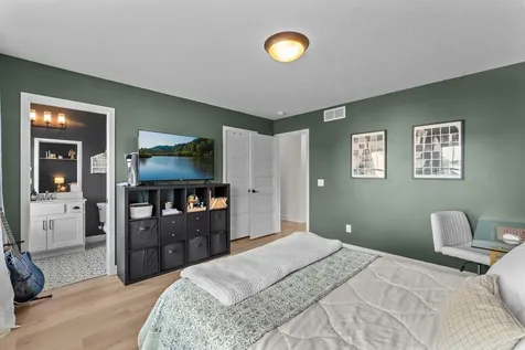 20391 Greengate Court Lakeville MN 55044